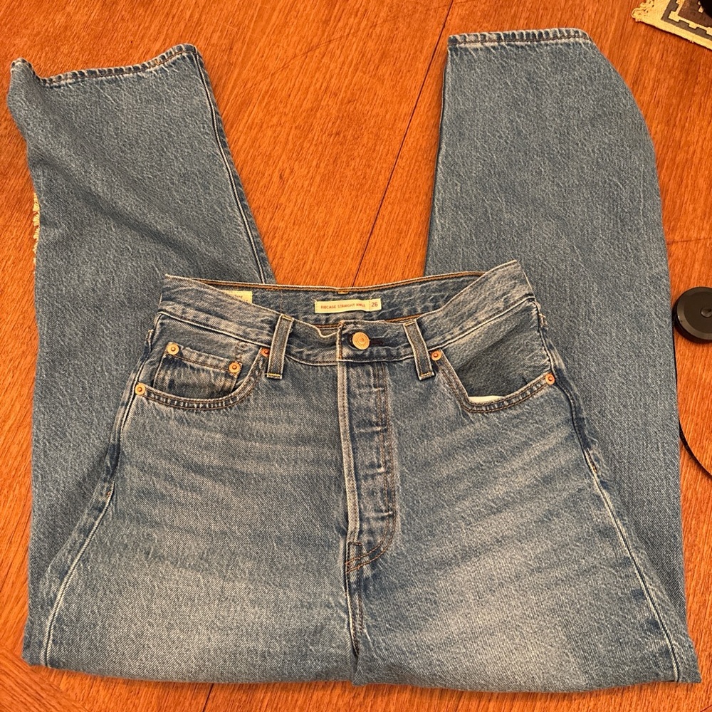Custom Levi’s Ribcage Straight Ankle- 26